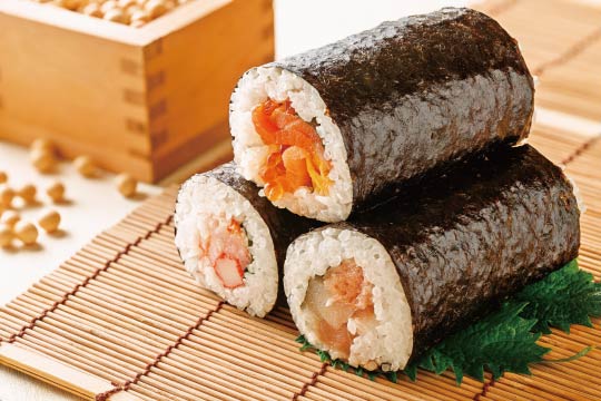 The Ehomaki roll is prepared to be a little shorter and skinnier than a regular large roll for ease to finish up without cutting into pieces.