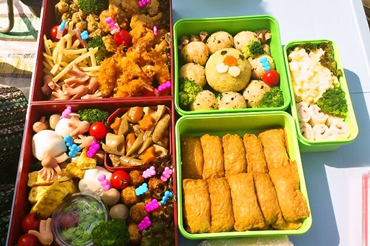 Bento at sports festivals tastes especially delicious.