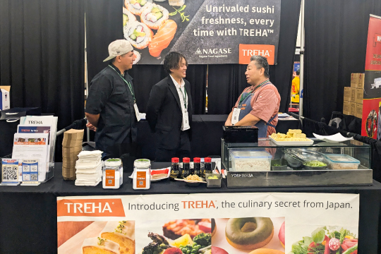Meeting Chef Terada (on the right) at the TREHA booth!