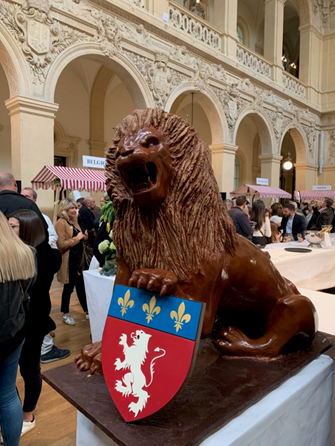 Chocolate sculpture in the spring seminar, 2019